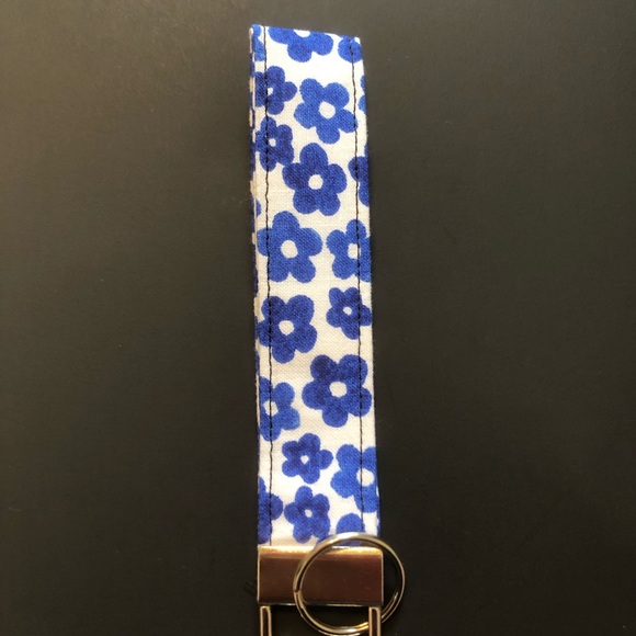 Keychain - Picture 8 of 12